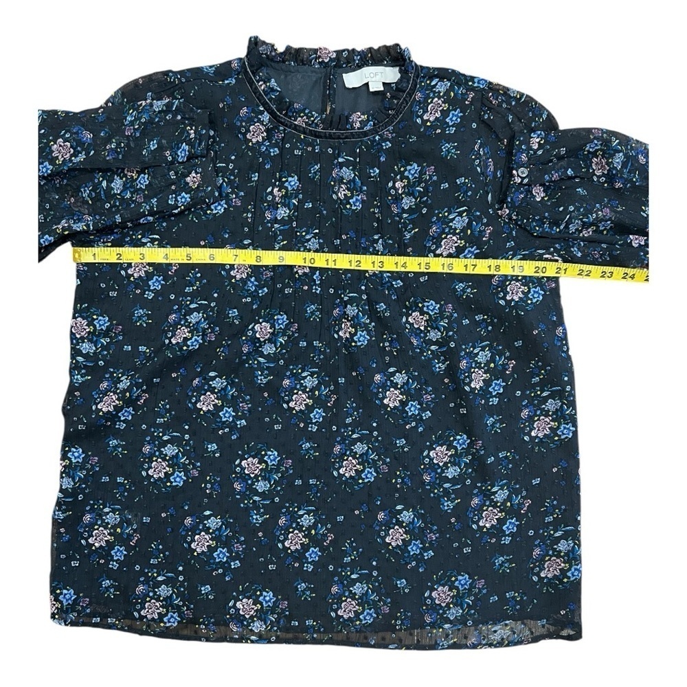LOFT Bouquet Blouse with Velvet Trim Collar Size M - Picture 10 of 14